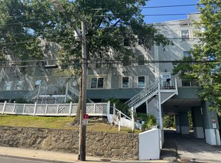 37 Greenwich Ave APT 3-11, Stamford, CT 06902