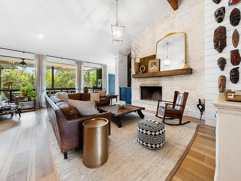202 Top O The Lake Dr — Photo 8