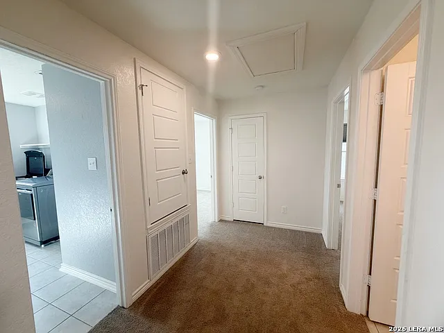 631 Anthem Ln — Photo 33