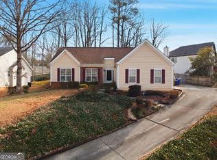 2001 Stone Forest Dr, Lawrenceville, GA 30043