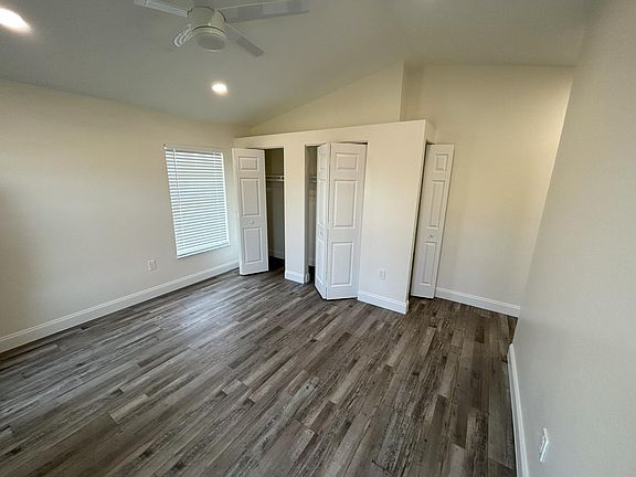 4th image of 1416 NE 5th Pl