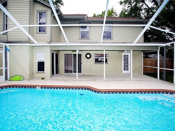 3rd image of 3824 Hanover Hill Dr