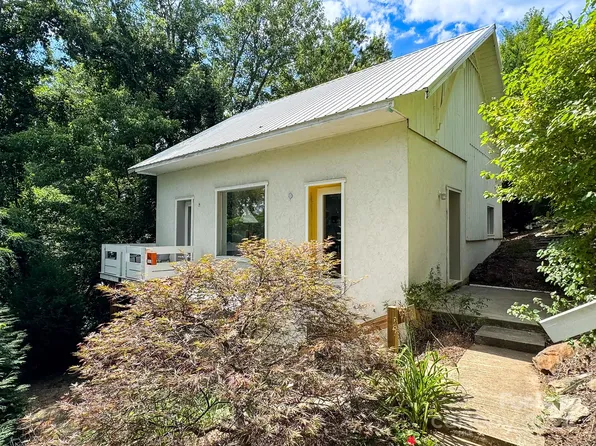 6 Club St, Asheville, NC 28801