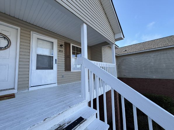 232 Magnolia Plantation Ct