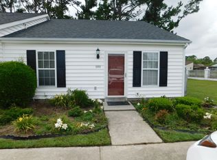 100 Christopher Ct, Havelock, NC 28532