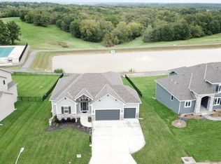 1316 NE Brandywine Rd, Lees Summit, MO 64064