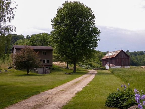 2nd image of 27324 Munz Dr