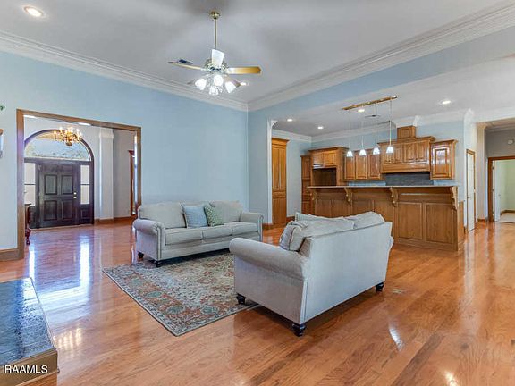 4th image of 108 Beau Clos Ln