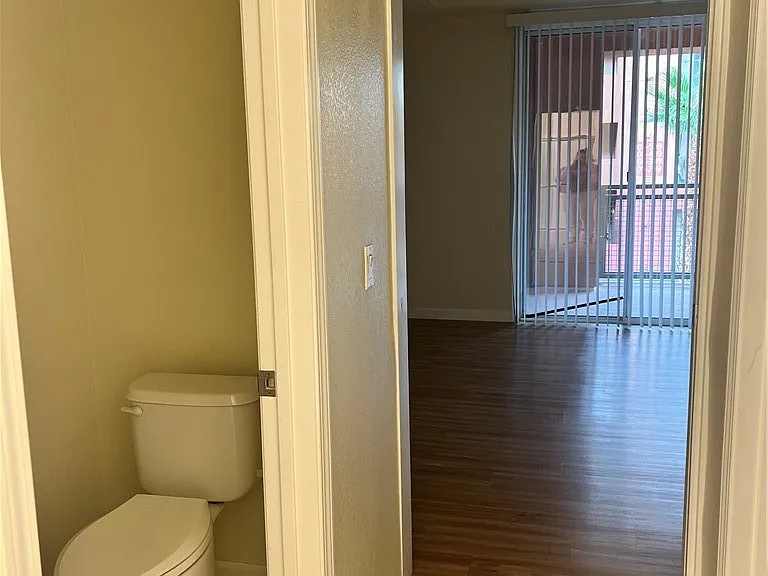 19 E Agate Ave #303 — Photo 13