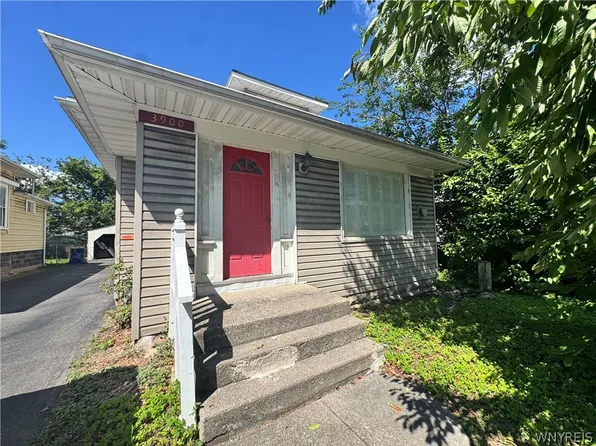 3900 Bailey Ave, Amherst, NY 14226