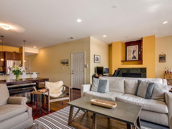 1531 N Milwaukee Ave APT 2, Chicago, IL 60622 | Zillow