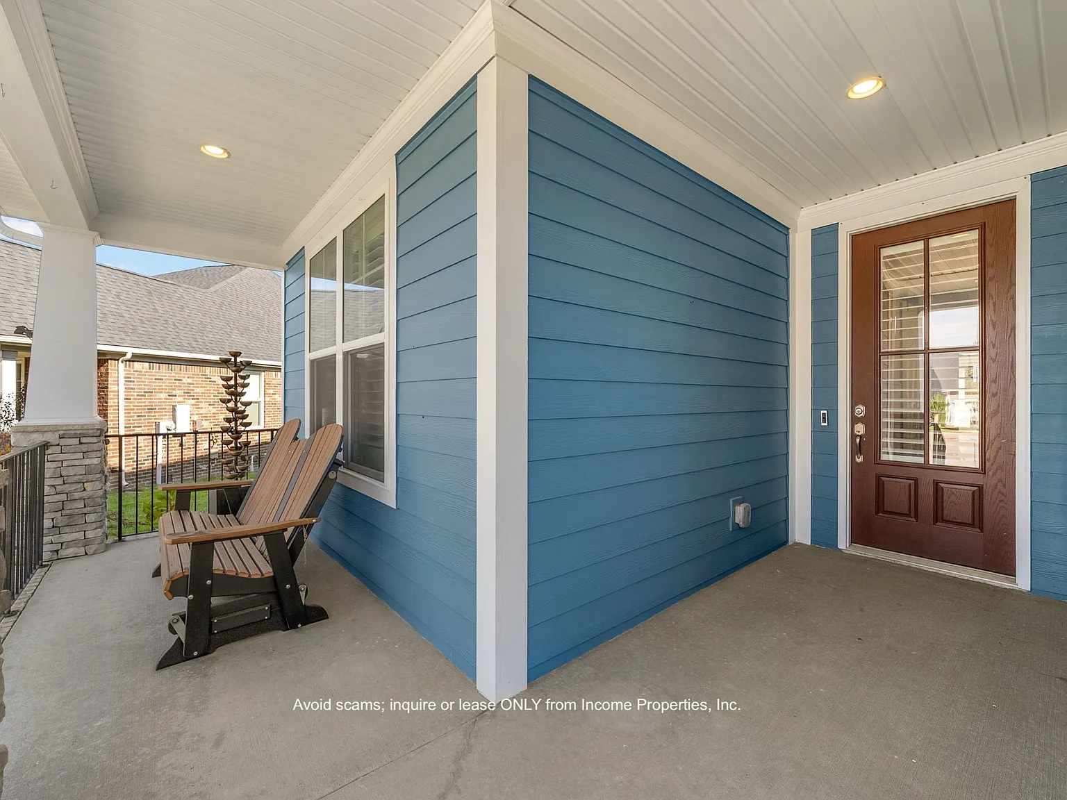 4 bed, 3400 sqft, $2,950 — Photo 3