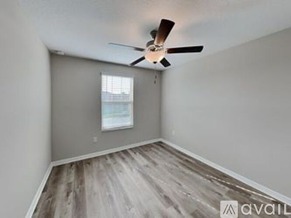 5th image of 11942 Miracle Mile Dr #M