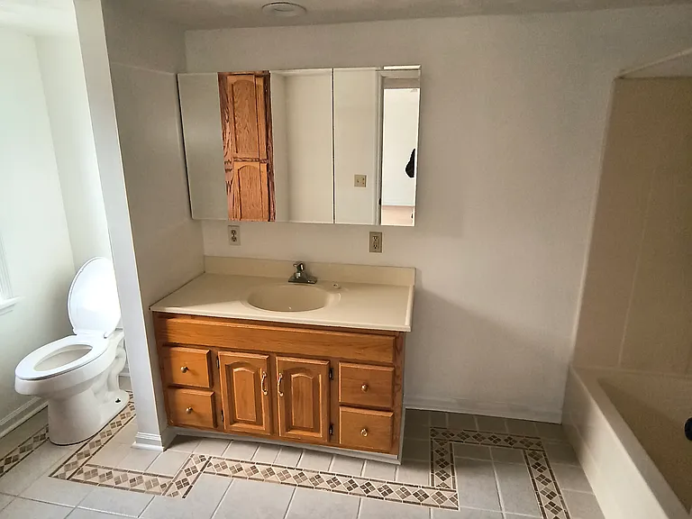 2440 Welch Rd — Photo 4