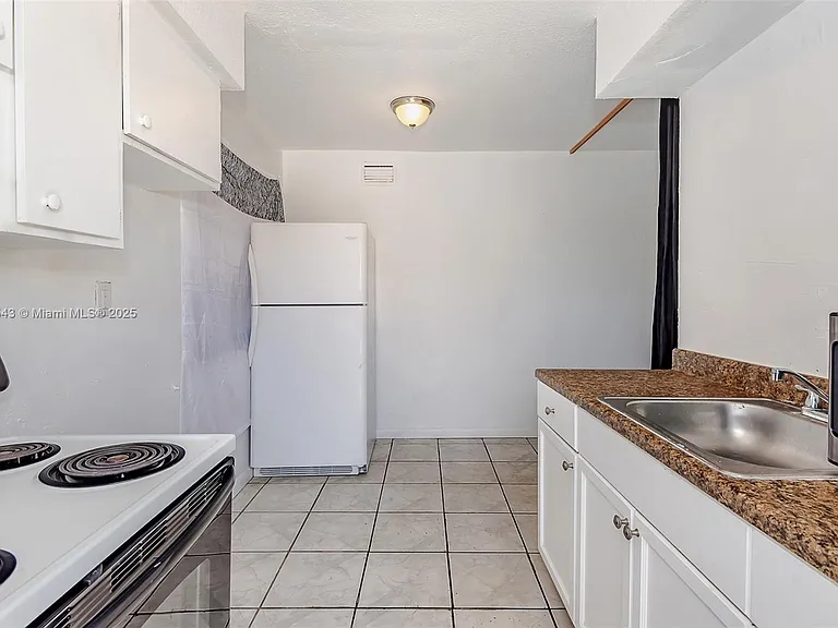 5600 NW 7th Ct #14 — Photo 3