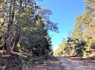 32395 Pearl Dr, Fort Bragg, CA 95437