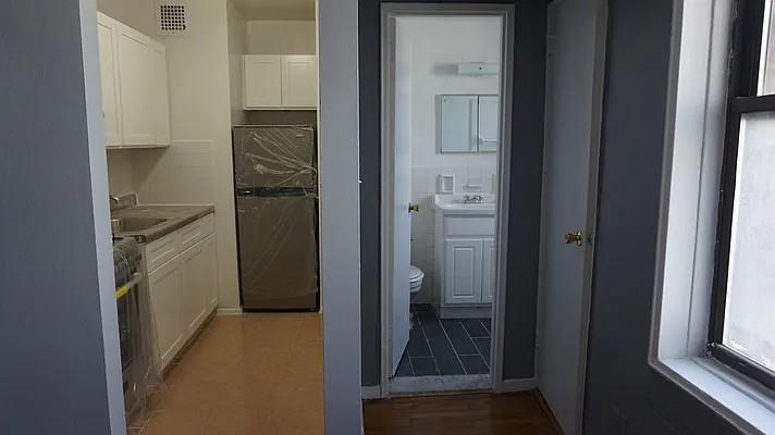 Rented by BRICK & GALO REALTY CORP | media 4