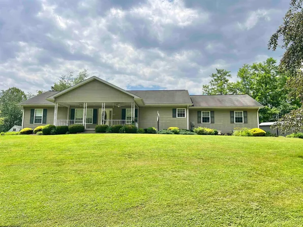 200 Heckel Ln, Elkins, WV 26241