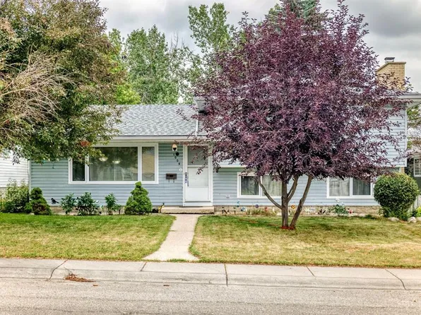 1008 S Cantabrian Dr SW, Calgary, AB T2W 1L7