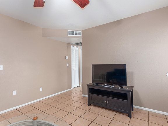 4th image of 9810 N 73rd Ave