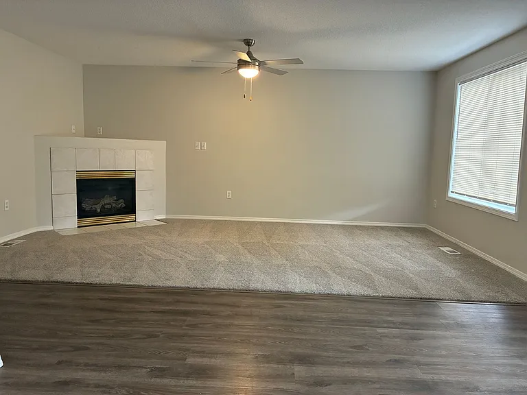 17015 NE 31st Way — Photo 5