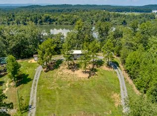 230 Cunningham Dr, Decatur, TN 37322