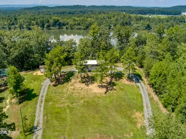 230 Cunningham Dr, Decatur, TN 37322