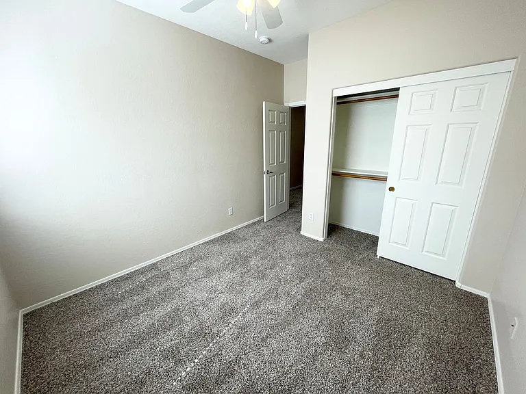 3720 W Rushmore Dr — Photo 24