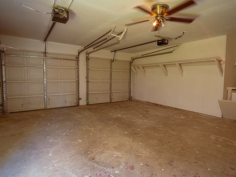 17626 Golf Club Dr — Photo 22