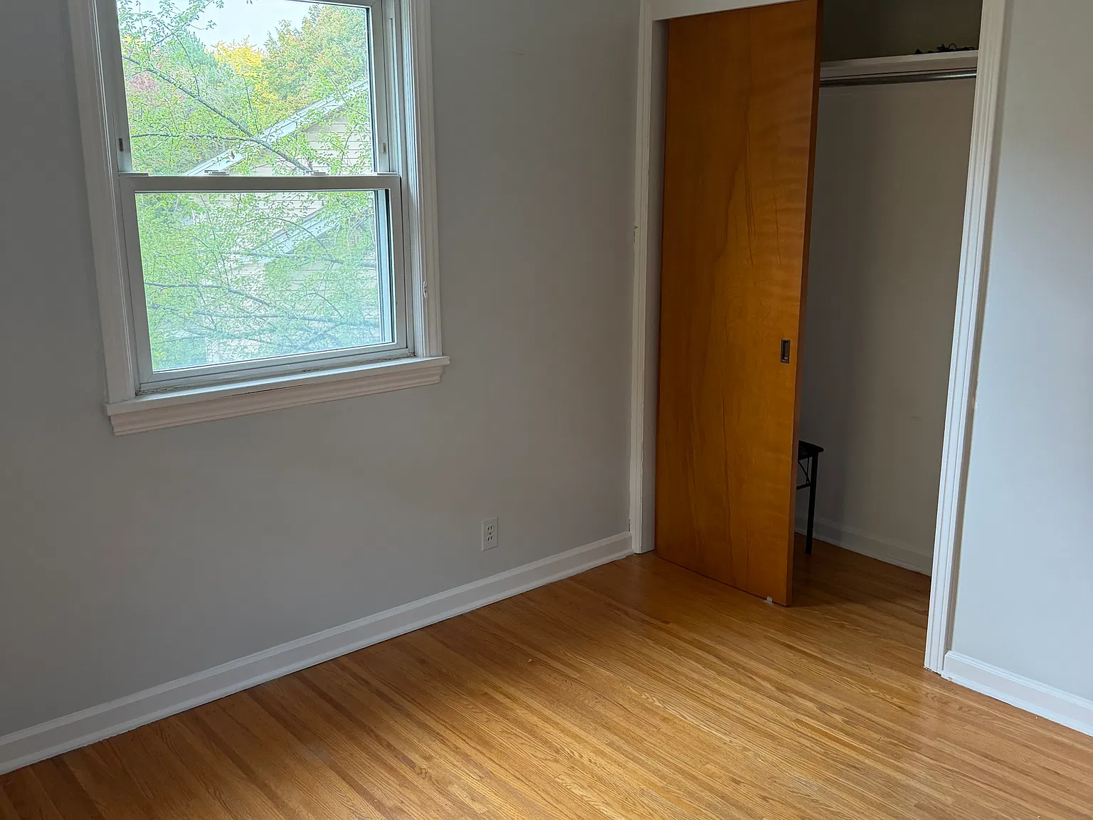 3 bed, 1368 sqft, $2,350 — Photo 2