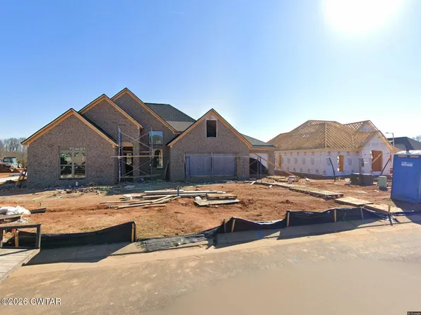 156 Roxbury Dr, Jackson, TN 38305