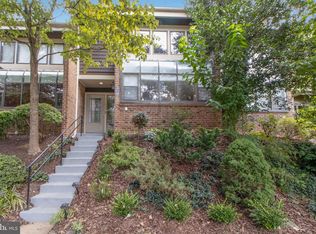 11023 Thrush Ridge Rd, Reston, VA 20191