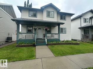 1750 Tomlinson Cmn NW, Edmonton, AB T6R 2W5