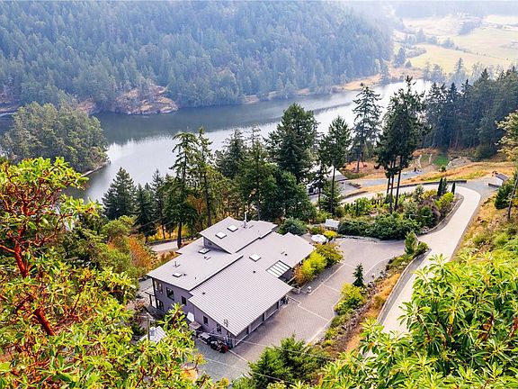 2nd image of 6088 Genoa Bay Rd