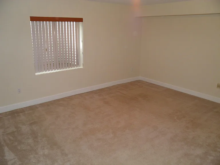 11575 Decatur St #D — Photo 14