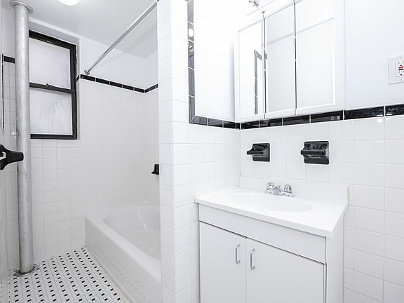5th image of 43-12 47th St #F7