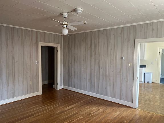 4th image of 1 E Water St #7