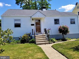 11 Warren Ave, Bellmawr, NJ 08031