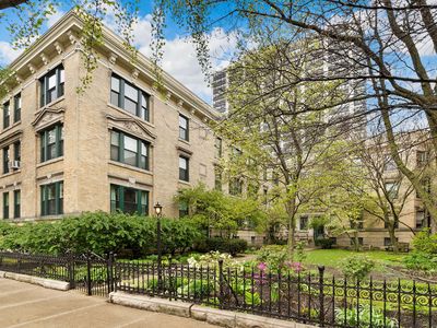 533 W Melrose St #3F, Chicago, IL, 60657