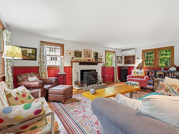 4th image of 6 Woodlawn Rd