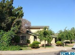 1520 S Fairway St, Visalia, CA 93277