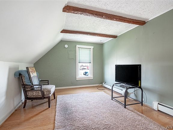 5th image of 425 Hopkins St