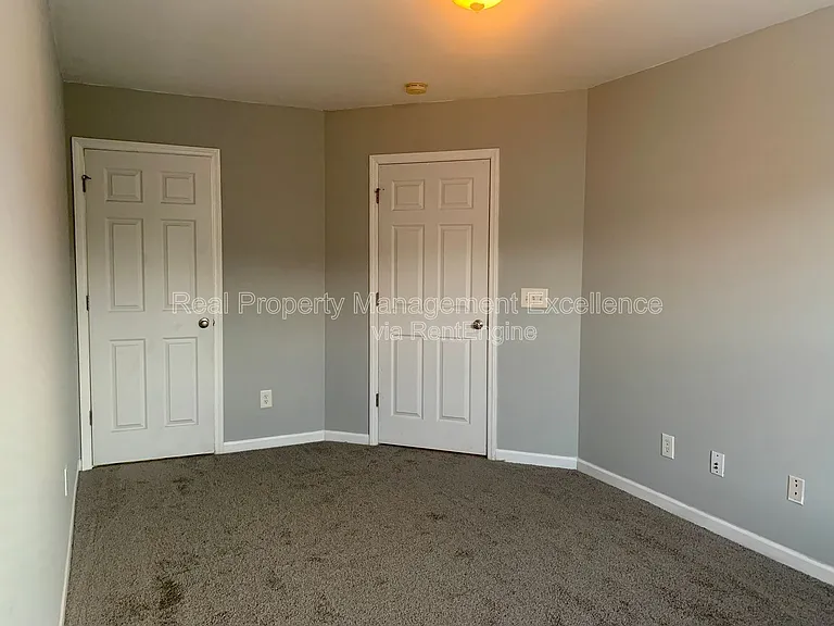 330 Gilman Ln #101 — Photo 14