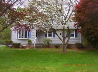 101 Shoemaker Ln, Agawam, MA 01001