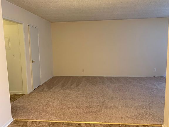 5th image of 4265 Colfax Ave APT 20