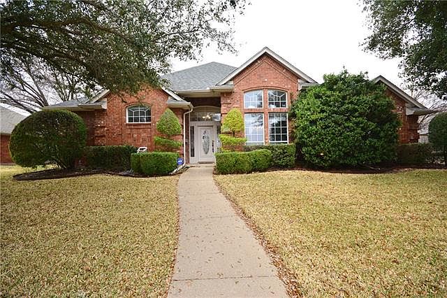 1st image of 1213 Heritage Hill Dr