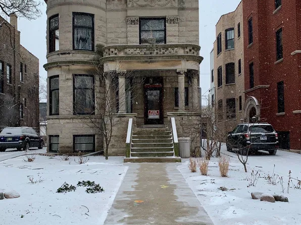 2741 W Logan Blvd #2, Chicago, IL 60647
