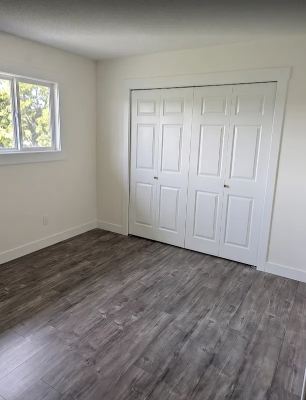 3 bed, 1200 sqft, $2,700 — Photo 3