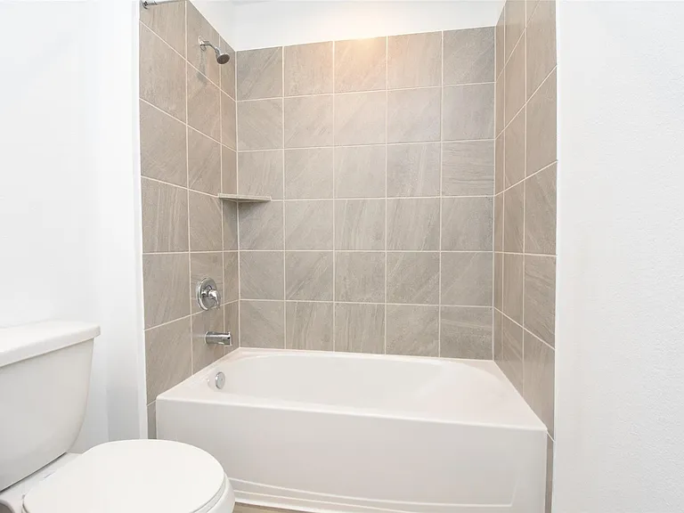 12218 Deep Stream Ln — Photo 34