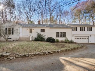 55 Campmeeting Rd, Topsfield, MA 01983